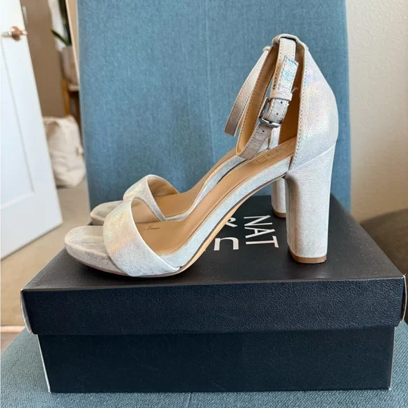 Naturalizer Joy Iridescent block heel - size 8 - Picture 2 of 4